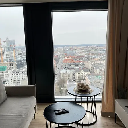 Sky Tower L 19 Pietro L Wanna Z Widokiem Na *