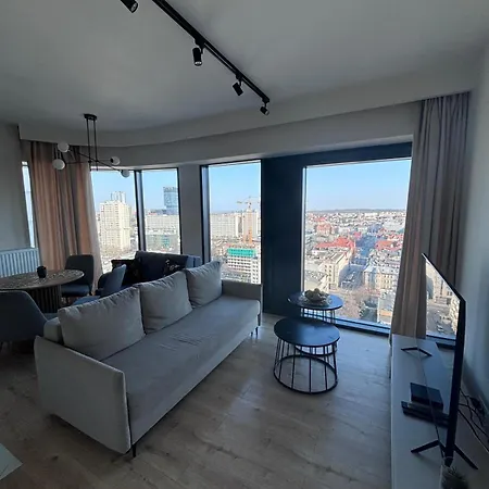 Sky Tower L 19 Pietro L Wanna Z Widokiem Na Apartmán