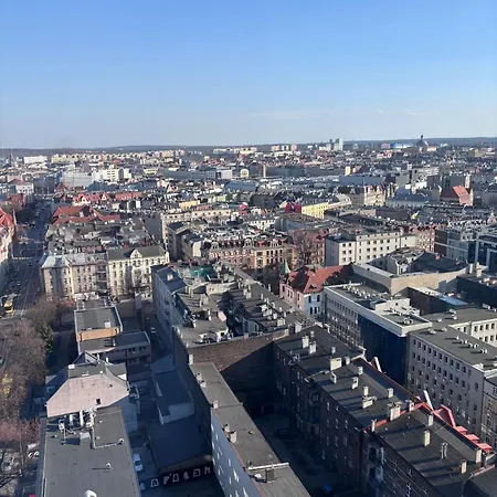 Апартаменти Sky Tower L 19 Pietro L Wanna Z Widokiem Na