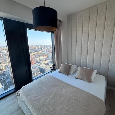 Sky Tower L 19 Pietro L Wanna Z Widokiem Na Apartmán *
