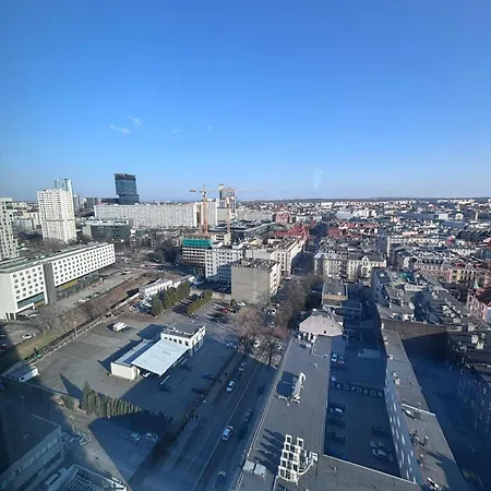 Sky Tower L 19 Pietro L Wanna Z Widokiem Na Apartmán *