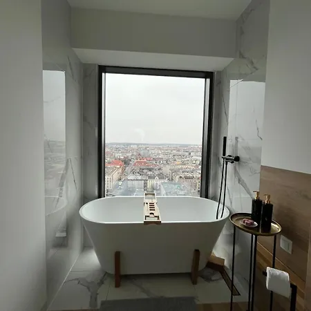Apartmán Sky Tower L 19 Pietro L Wanna Z Widokiem Na *