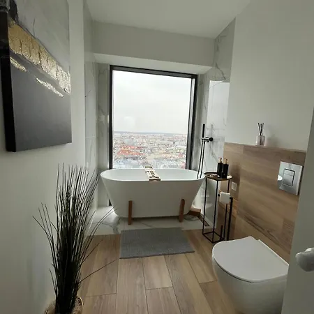 Sky Tower L 19 Pietro L Wanna Z Widokiem Na *