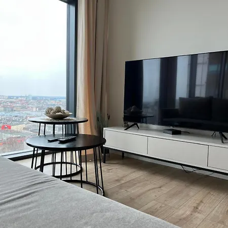 Sky Tower L 19 Pietro L Wanna Z Widokiem Na Apartmán Katovice
