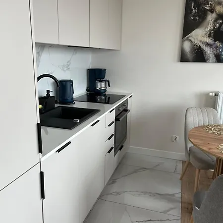 Sky Tower L 19 Pietro L Wanna Z Widokiem Na Apartmán *