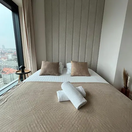 Appartamento Sky Tower L 19 Pietro L Wanna Z Widokiem Na *