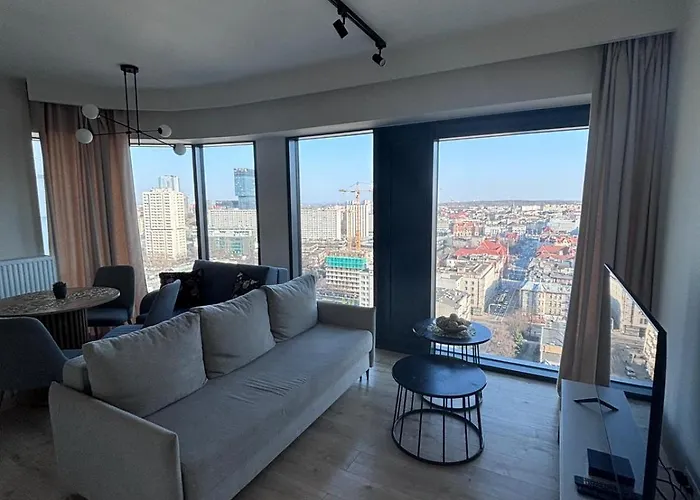 Sky Tower L 19 Pietro L Wanna Z Widokiem Na Apartment