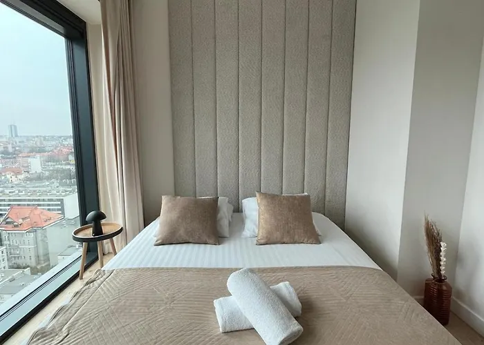 Sky Tower L 19 Pietro L Wanna Z Widokiem Na