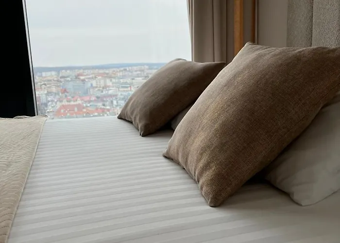 Sky Tower L 19 Pietro L Wanna Z Widokiem Na Apartment *