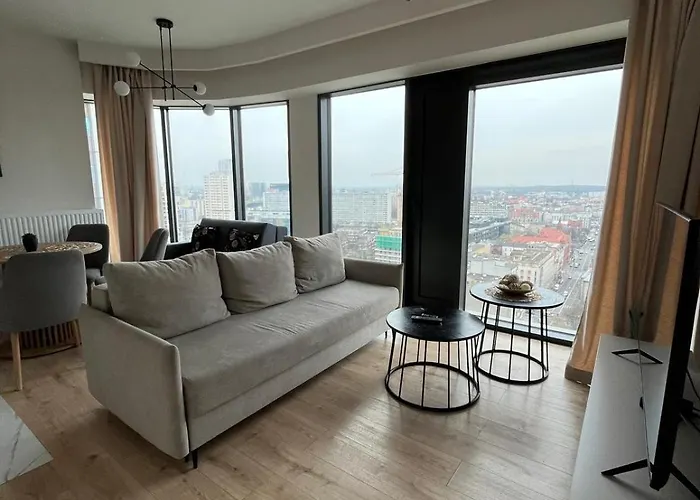 Sky Tower L 19 Pietro L Wanna Z Widokiem Na * Kattowitz